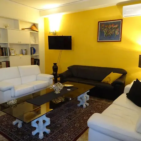 Apartment Aurora