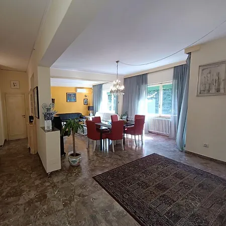 Aurora Apartment Florence
